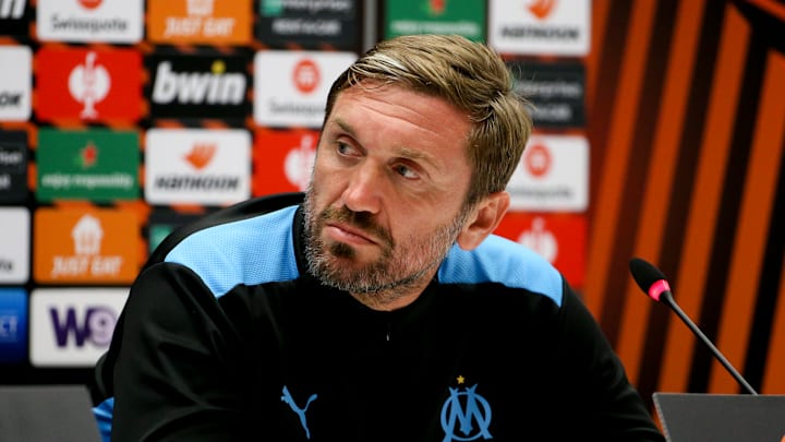 Pancho Abardonado se confie sur sa situation.