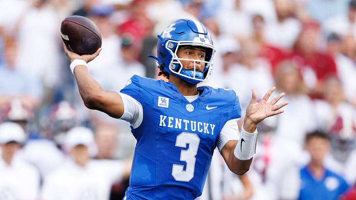 Sep 12, 2026; Lexington, Kentucky, USA;  Kentucky Wildcats quarterback Kenny Minchey (3) throws a pass during the first quarter against the Alabama Crimson Tide at Kroger Field.  Mandatory Credit: Jordan Prather-Imagn Images