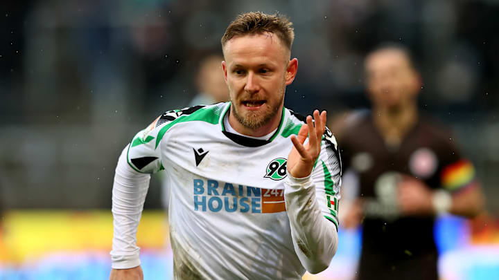 Cedric Teuchert Cedric Teuchert