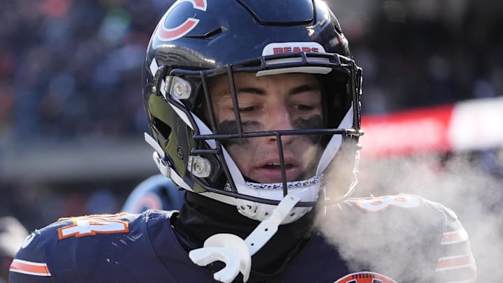 Chicago Bears tight end Colston Loveland (84) walks off the field during halftime  of the game against the Cleveland Browns at Soldier Field. 
