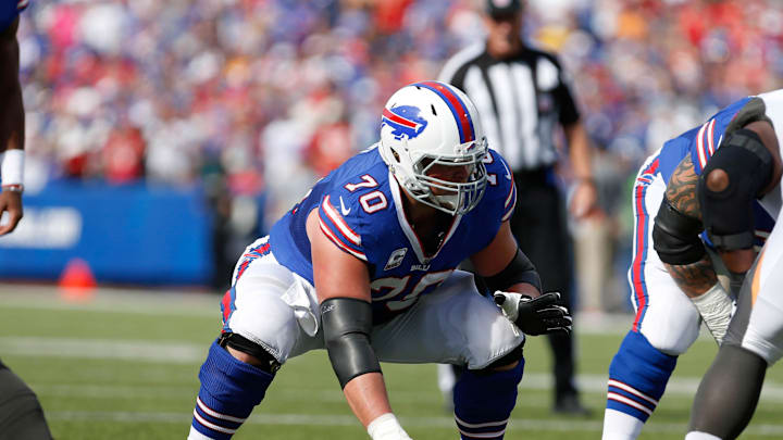 Bills' center Eric Wood ready to snap the ball.