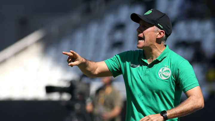 O último trabalho do treinador foi no Juventude