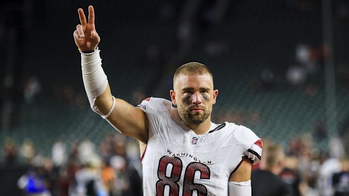 Sep 23, 2024; Cincinnati, Ohio, USA; Washington Commanders tight end Zach Ertz (86) acknowledges fans after the victory over the Cincinnati Bengals at Paycor Stadium. Mandatory Credit: Katie Stratman-Imagn Images
