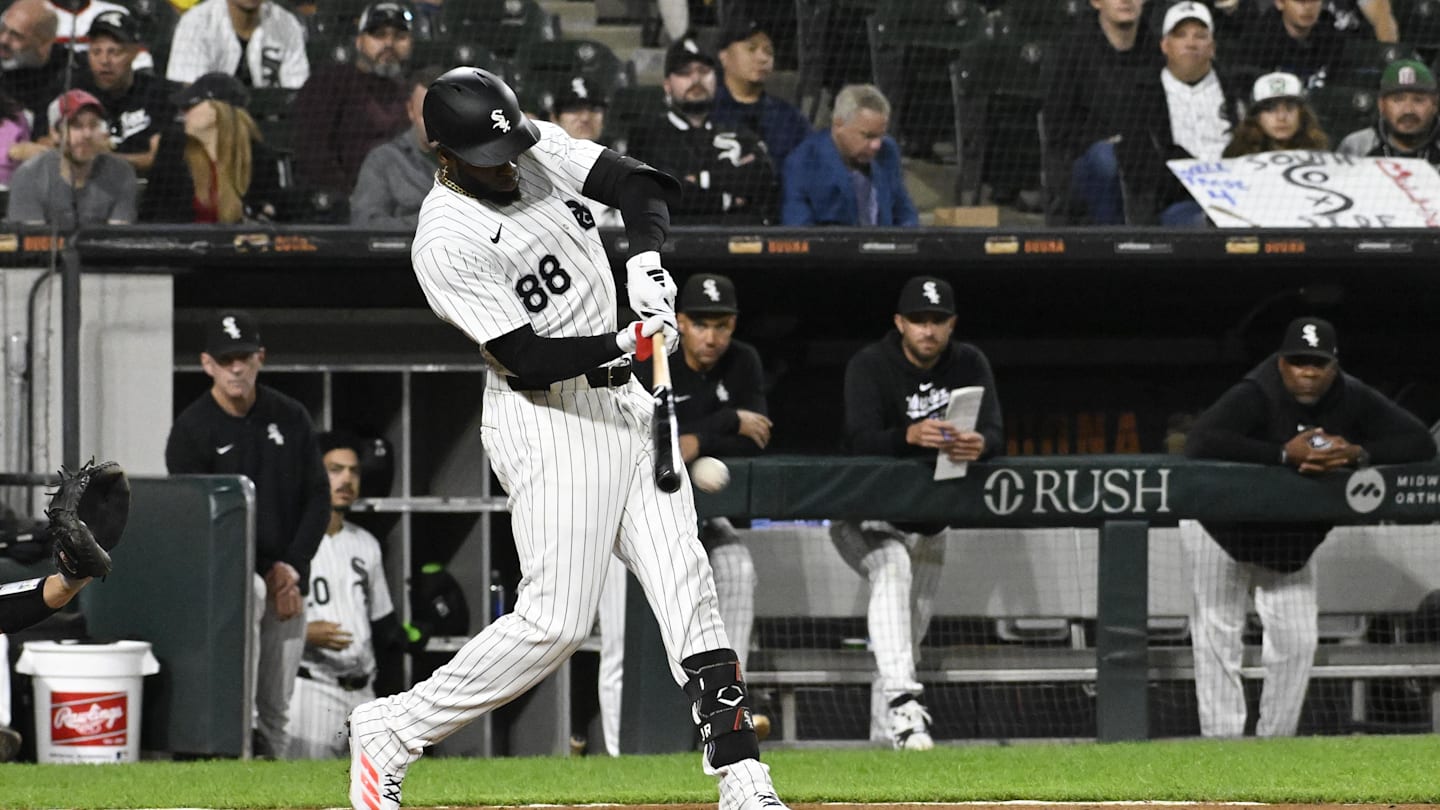 The Chicago White Sox must target these two Seattle Mariners prospects in a Luis Robert Jr. trade