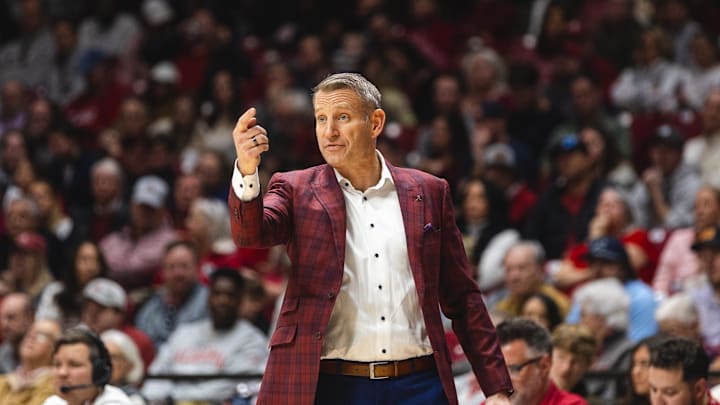 Dec 22, 2024; Tuscaloosa, Alabama, USA; Alabama Crimson Tide head coach Nate Oats during the second half against The Kent State Golden Flashes at Coleman Coliseum. Mandatory Credit: Will McLelland-Imagn Images