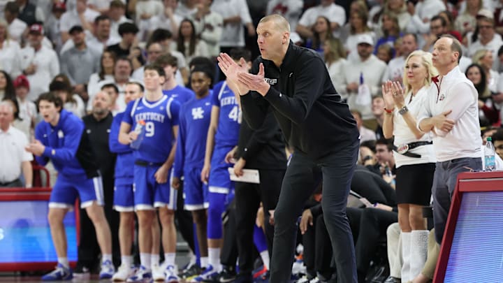 Jan 31, 2026; Fayetteville, Arkansas, USA; Kentucky Wildcats head coach Mark Pope during the second half against the Arkansas Razorbacks at Bud Walton Arena. Kentucky won 85-77. Mandatory Credit: Nelson Chenault-Imagn Images Jan 31, 2026; Fayetteville, Arkansas, USA; Kentucky Wildcats head coach Mark Pope during the second half against the Arkansas Razorbacks at Bud Walton Arena. Kentucky won 85-77. Mandatory Credit: Nelson Chenault-Imagn Images