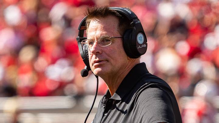 Oct 10, 2026; Lincoln, Nebraska, USA; Indiana Hoosiers head coach Curt Cignetti looks on during a timeout against the Nebraska Cornhuskers during the second quarter at Memorial Stadium. Mandatory Credit: Dylan Widger-Imagn Images Oct 10, 2026; Lincoln, Nebraska, USA; Indiana Hoosiers head coach Curt Cignetti looks on during a timeout against the Nebraska Cornhuskers during the second quarter at Memorial Stadium. Mandatory Credit: Dylan Widger-Imagn Images