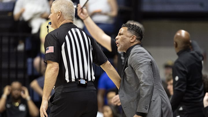 Feb 4, 2026; Berkeley, California, USA; Georgia Tech Yellow Jackets head coach Damon Stoudamire reacts to a referee’s call during the second half against the California Golden Bears at Haas Pavilion. Mandatory Credit: D. Ross Cameron-Imagn Images