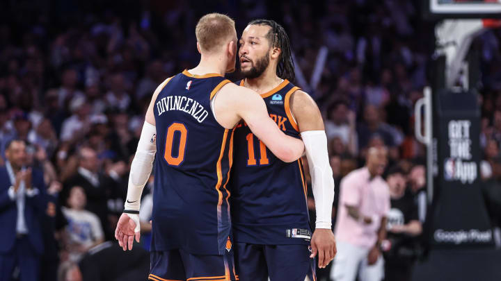 New York Knicks guards Donte DiVincenzo (0) and Jalen Brunson.