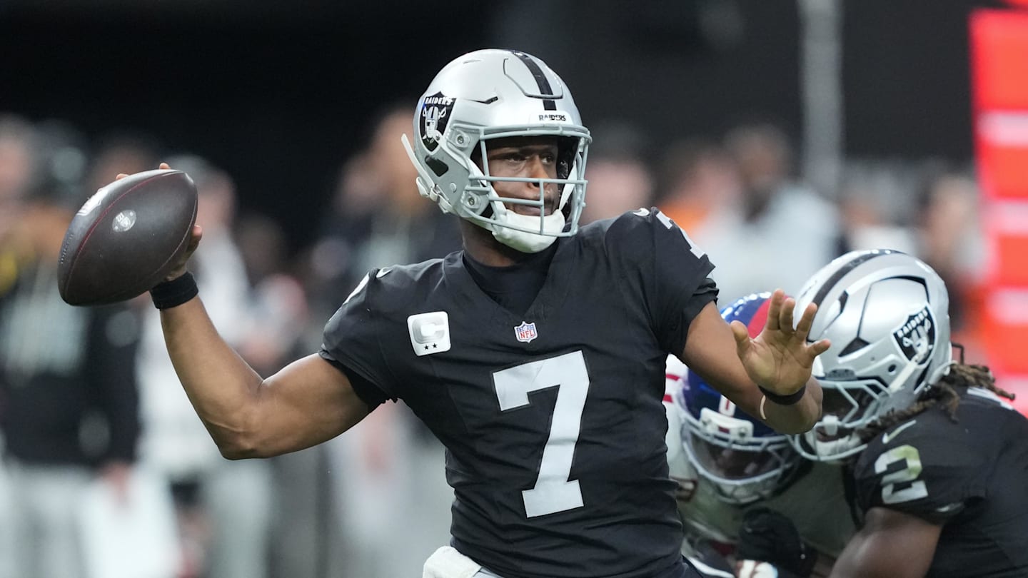 Aaron Glenn Reveals Why Jets Traded for QB Geno Smith