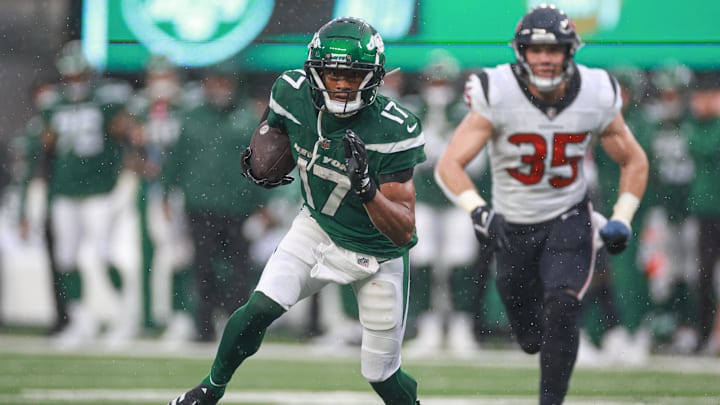 Dec 10, 2023; East Rutherford, New Jersey, USA; New York Jets wide receiver Garrett Wilson (17)