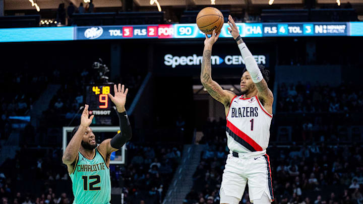 Jan 24, 2025; Charlotte, North Carolina, USA; Portland Trail Blazers guard Anfernee Simons (1) shoots during the fourth quarter at Spectrum Center. Mandatory Credit: Scott Kinser-Imagn Images