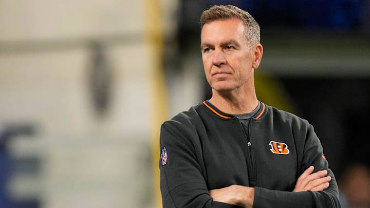 Cincinnati Bengals defensive coordinator Lou Anarumo watches during warmups before the NFL Week 11 game between the Los Angeles Chargers and the Cincinnati Bengals at SoFi Stadium in Inglewood, Calif., on Sunday, Nov. 17, 2024. Cincinnati Bengals defensive coordinator Lou Anarumo watches during warmups before the NFL Week 11 game between the Los Angeles Chargers and the Cincinnati Bengals at SoFi Stadium in Inglewood, Calif., on Sunday, Nov. 17, 2024.