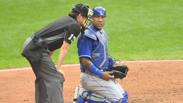 Al receptor de Kansas City Royals Salvador Pérez le preocupa no tener mal olor