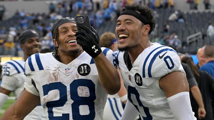 Oct 19, 2025; Inglewood, California, USA; Indianapolis Colts running back Jonathan Taylor (28) and Cam Bynum (0) celebrate after the game against the Los Angeles Chargers at SoFi Stadium. Mandatory Credit: Jayne Kamin-Oncea-Imagn Images Oct 19, 2025; Inglewood, California, USA; Indianapolis Colts running back Jonathan Taylor (28) and Cam Bynum (0) celebrate after the game against the Los Angeles Chargers at SoFi Stadium. Mandatory Credit: Jayne Kamin-Oncea-Imagn Images