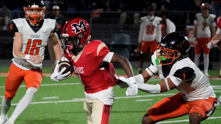 Syracuse football has scored an official visit from top-flight Florida prospect CJ Hester, a 2026 four-star defensive back.