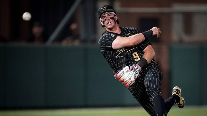 Vanderbilt third baseman Brodie Johnston (9) fields a single hit by Oklahoma right fielder Brendan Brock during the eighth inning at Hawkins Field in Nashville, Tenn., Thursday, April 9, 2026. Vanderbilt third baseman Brodie Johnston (9) fields a single hit by Oklahoma right fielder Brendan Brock during the eighth inning at Hawkins Field in Nashville, Tenn., Thursday, April 9, 2026.