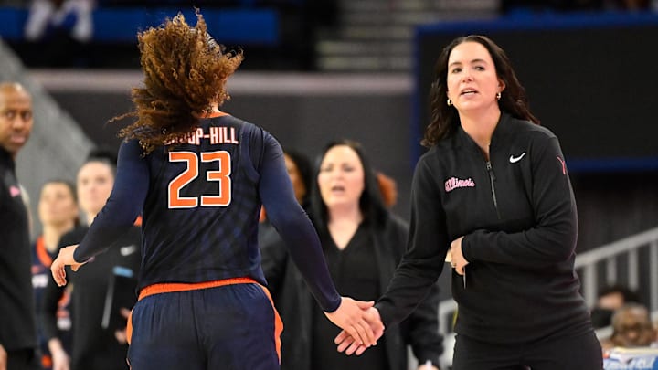 Feb 20, 2025; Los Angeles, California, USA; Illinois Fighting Illini head coach Shauna Green and Illinois Fighting Illini forward Brynn Shoup-Hill (23) during the second quarter against the UCLA Bruins at Pauley Pavilion presented by Wescom. Mandatory Credit: Robert Hanashiro-Imagn Images