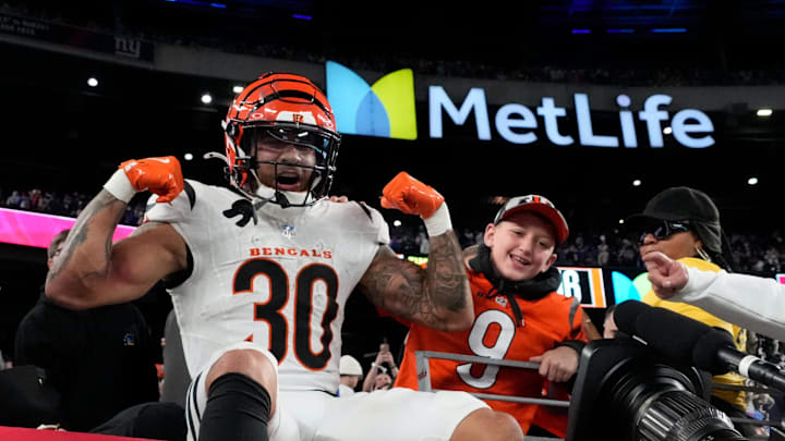 Oct 13, 2024; East Rutherford, New Jersey, USA; Cincinnati Bengals running back Chase Brown (30) after scoring a touchdown against the New York Giants inside of two minutes left in the game at MetLife Stadium. Mandatory Credit: Robert Deutsch-Imagn Images Oct 13, 2024; East Rutherford, New Jersey, USA; Cincinnati Bengals running back Chase Brown (30) after scoring a touchdown against the New York Giants inside of two minutes left in the game at MetLife Stadium. Mandatory Credit: Robert Deutsch-Imagn Images