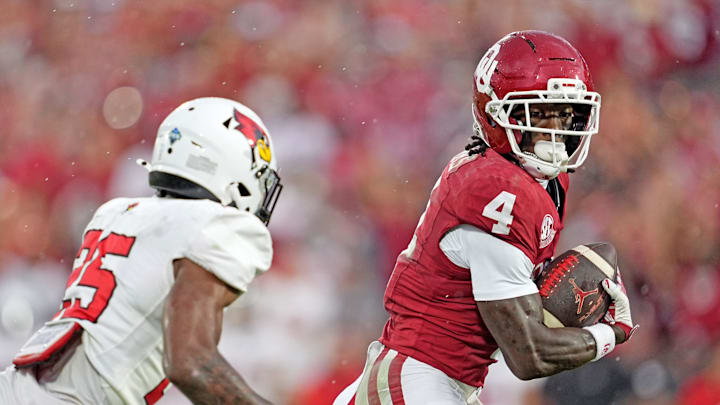 Oklahoma wide receiver Deion Burks