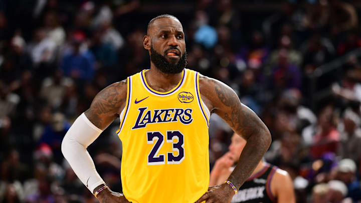 Los Angeles Lakers v Phoenix Suns