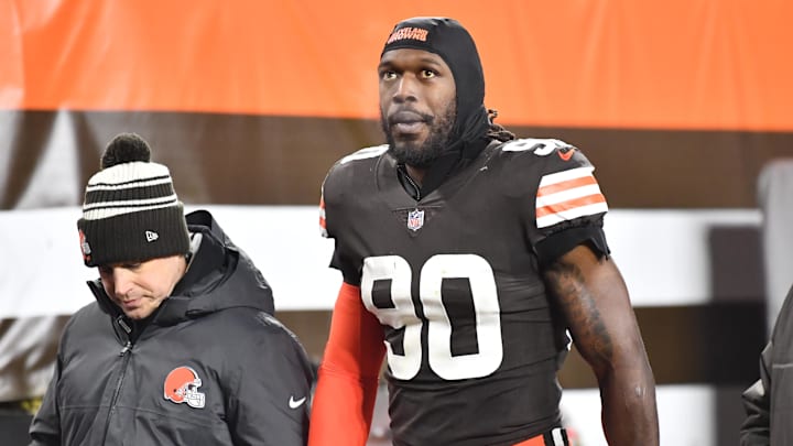 Dec 17, 2022; Cleveland, Ohio, USA; Cleveland Browns defensive end Jadeveon Clowney (90) leaves the field with an injury during the first half against the Baltimore Ravens at FirstEnergy Stadium. Mandatory Credit: Ken Blaze-Imagn Images