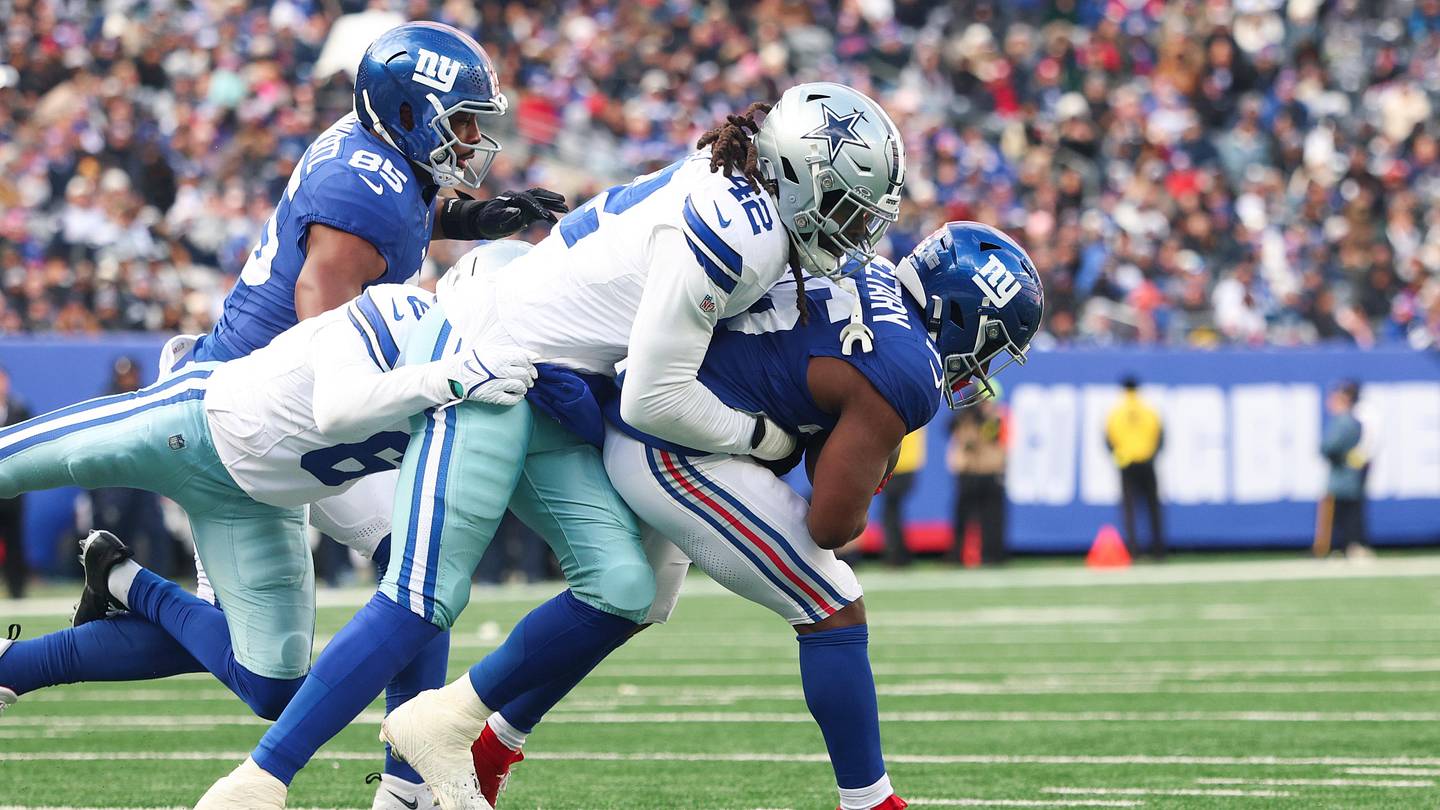 Dallas Cowboys Might Be On List of Teams Interested in Jadeveon Clowney