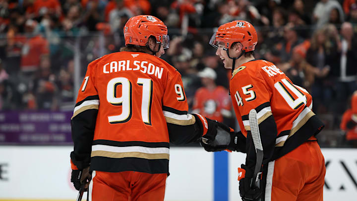Leo Carlsson and the Ducks are home underdogs against the Oilers.