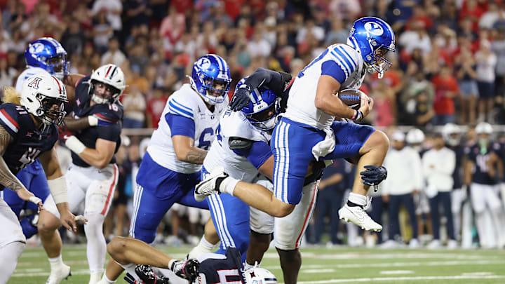 BYU's Bear Bachmeier runs the ball vs Arizona