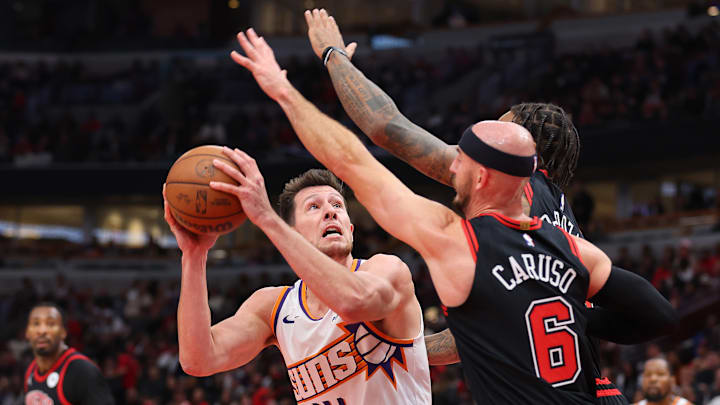 Phoenix Suns v Chicago Bulls