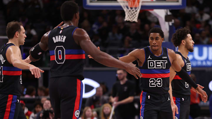 Los Angeles Clippers v Detroit Pistons