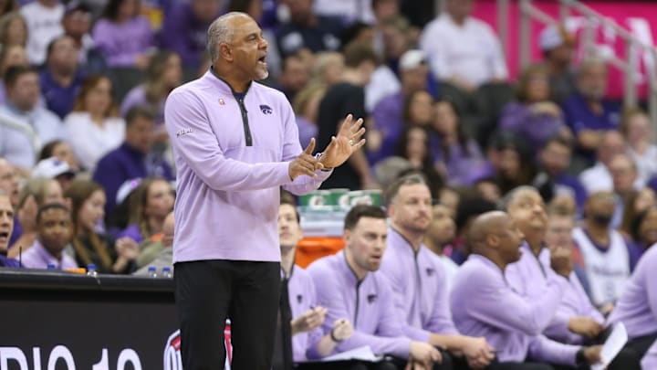 Kansas State coach Jerome Tang calls out plays in the first half of the quarterfinal round in the Big 12 Tournament inside the T-Mobile Center in Kansas City, Mo.