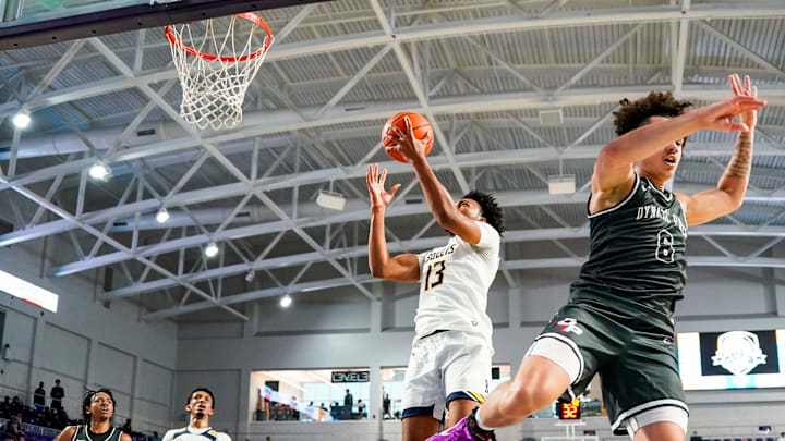 Syracuse basketball target Dakari Spear, a 4-star shooting guard, will spend his senior season at a powerhouse Texas program.