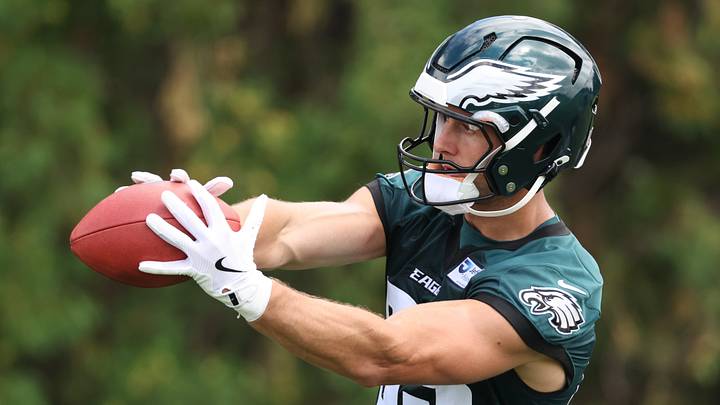 Jul 30, 2026; Philadelphia, PA, USA; Philadelphia Eagles tight end Johnny Mundt (83) during training camp at Jefferson Health Training Complex. Mandatory Credit: Bill Streicher-Imagn Images