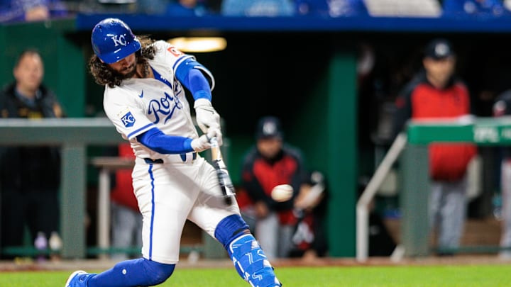 Apr 7, 2025; Kansas City, Missouri, USA; Kansas City Royals second base Jonathan India (6) at bat during the sixth inning against the Minnesota Twins at Kauffman Stadium. Mandatory Credit: William Purnell-Imagn Images Apr 7, 2025; Kansas City, Missouri, USA; Kansas City Royals second base Jonathan India (6) at bat during the sixth inning against the Minnesota Twins at Kauffman Stadium. Mandatory Credit: William Purnell-Imagn Images