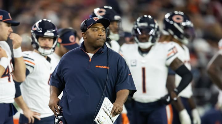 Nov 3, 2024; Glendale, Arizona, USA; Chicago Bears special teams coordinator Richard Hightower against the Arizona Cardinals at State Farm Stadium. Mandatory Credit: Mark J. Rebilas-Imagn Images