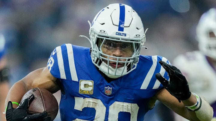 Indianapolis Colts running back Jonathan Taylor (28) rushes the ball Sunday, Nov. 10, 2024, during a game against the Buffalo Bills at Lucas Oil Stadium in Indianapolis.