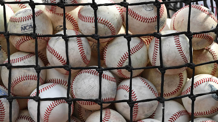 College World Series - Arkansas v Oregon State - Game One