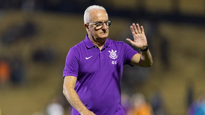Dorival Junior deve ganhar reforços no Corinthians para o segundo semestre de 2025