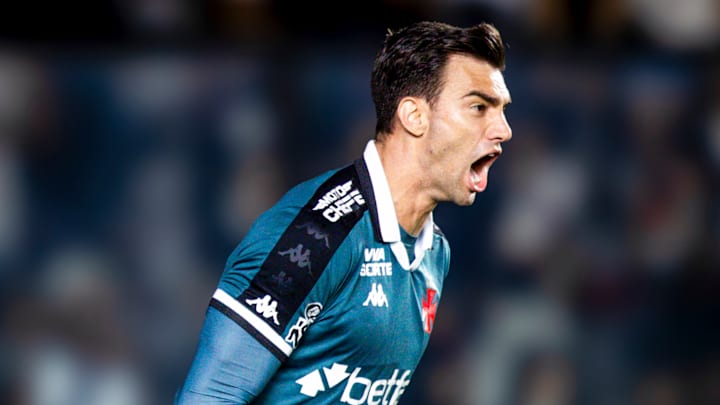 Goleiro novamente foi decisivo em mata-mata