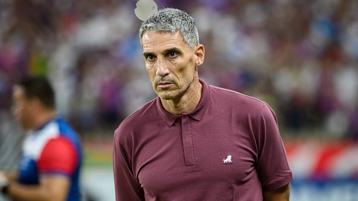 Juan Pablo Vojvoda encaminha saída do Fortaleza