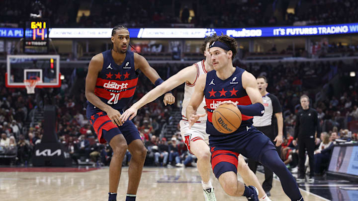 Jan 10, 2025; Chicago, Illinois, USA; Washington Wizards forward Corey Kispert (24) drives to the basket against the Chicago Bulls during the second half at United Center. Mandatory Credit: Kamil Krzaczynski-Imagn Images Jan 10, 2025; Chicago, Illinois, USA; Washington Wizards forward Corey Kispert (24) drives to the basket against the Chicago Bulls during the second half at United Center. Mandatory Credit: Kamil Krzaczynski-Imagn Images