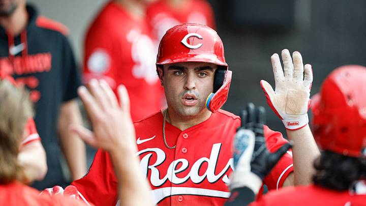 Aug 13, 2026; Chicago, Illinois, USA; Cincinnati Reds first baseman Sal Stewart (27) celebrates with teammates after scoring against the Chicago White Sox during the third inning at Rate Field. Mandatory Credit: Kamil Krzaczynski-Imagn Images Aug 13, 2026; Chicago, Illinois, USA; Cincinnati Reds first baseman Sal Stewart (27) celebrates with teammates after scoring against the Chicago White Sox during the third inning at Rate Field. Mandatory Credit: Kamil Krzaczynski-Imagn Images