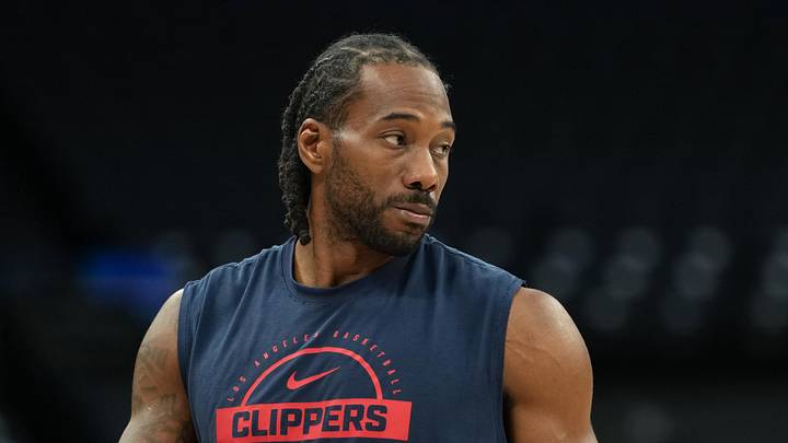 LA Clippers forward Kawhi Leonard (2) 