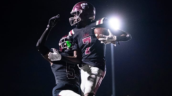 Five-star wide receiver Winston Watkins Jr., who was offered by Syracuse football late last year, will take a visit to 'Cuse.