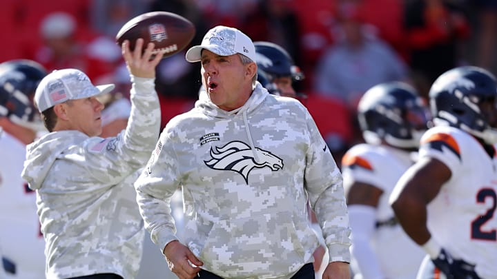 Denver Broncos v Kansas City Chiefs