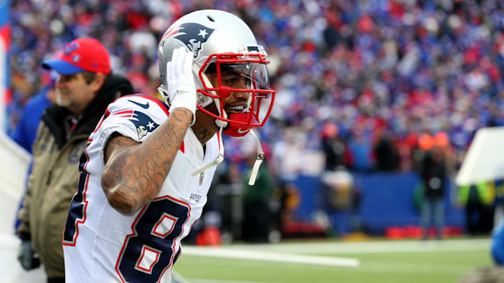New England Patriots v Buffalo Bills