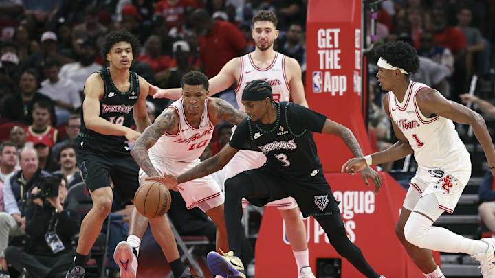 Apr 10, 2026; Houston, Texas, USA; Houston Rockets forward Jabari Smith Jr. (10) and Minnesota Timberwolves forward Jaden McDaniels (3) battle for the ball during the fourth quarter at Toyota Center. Mandatory Credit: Troy Taormina-Imagn Images Apr 10, 2026; Houston, Texas, USA; Houston Rockets forward Jabari Smith Jr. (10) and Minnesota Timberwolves forward Jaden McDaniels (3) battle for the ball during the fourth quarter at Toyota Center. Mandatory Credit: Troy Taormina-Imagn Images