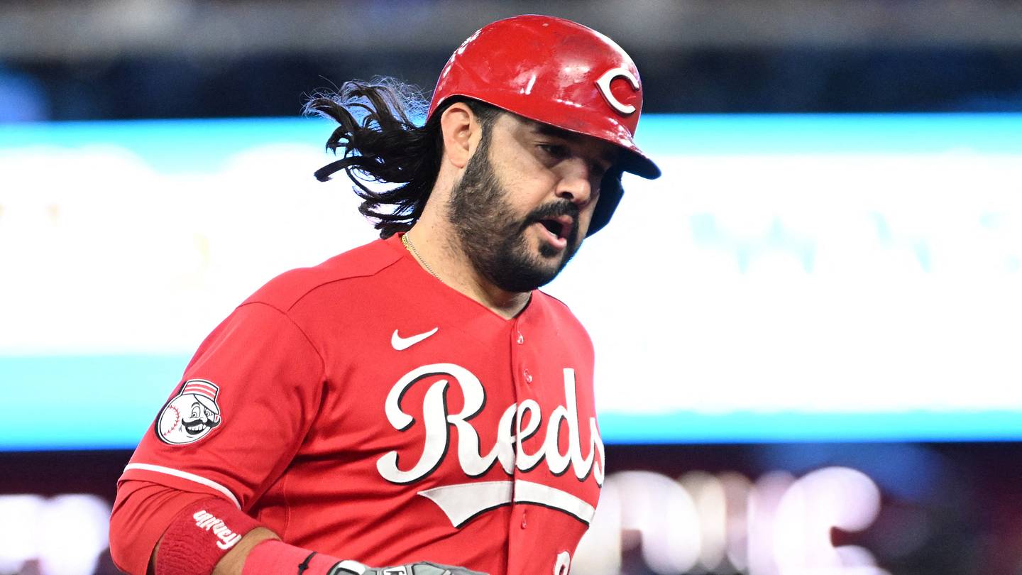 Reds Should Have a Chance to Sign Eugenio Suárez After Latest Contract Projection