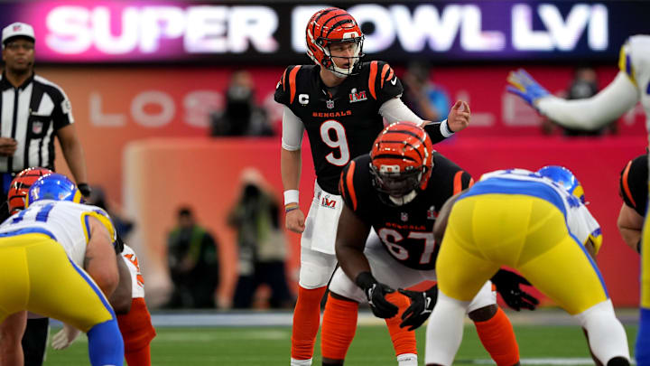 Cincinnati Bengals quarterback Joe Burrow (9) gets set before a snap in the first quarter during Super Bowl 56 against the Los Angeles Rams, Sunday, Feb. 13, 2022, at SoFi Stadium in Inglewood, Calif.

Nfl Super Bowl 56 Los Angeles Rams Vs Cincinnati Bengals Feb 13 2022 0526